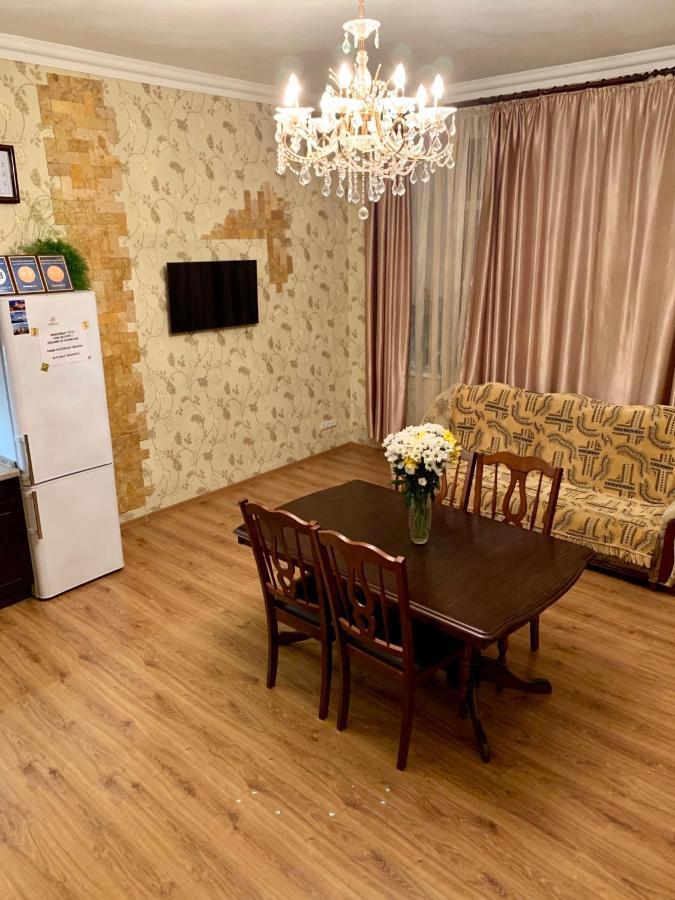 Apartment On Zhukovskogo Одеса Екстериор снимка